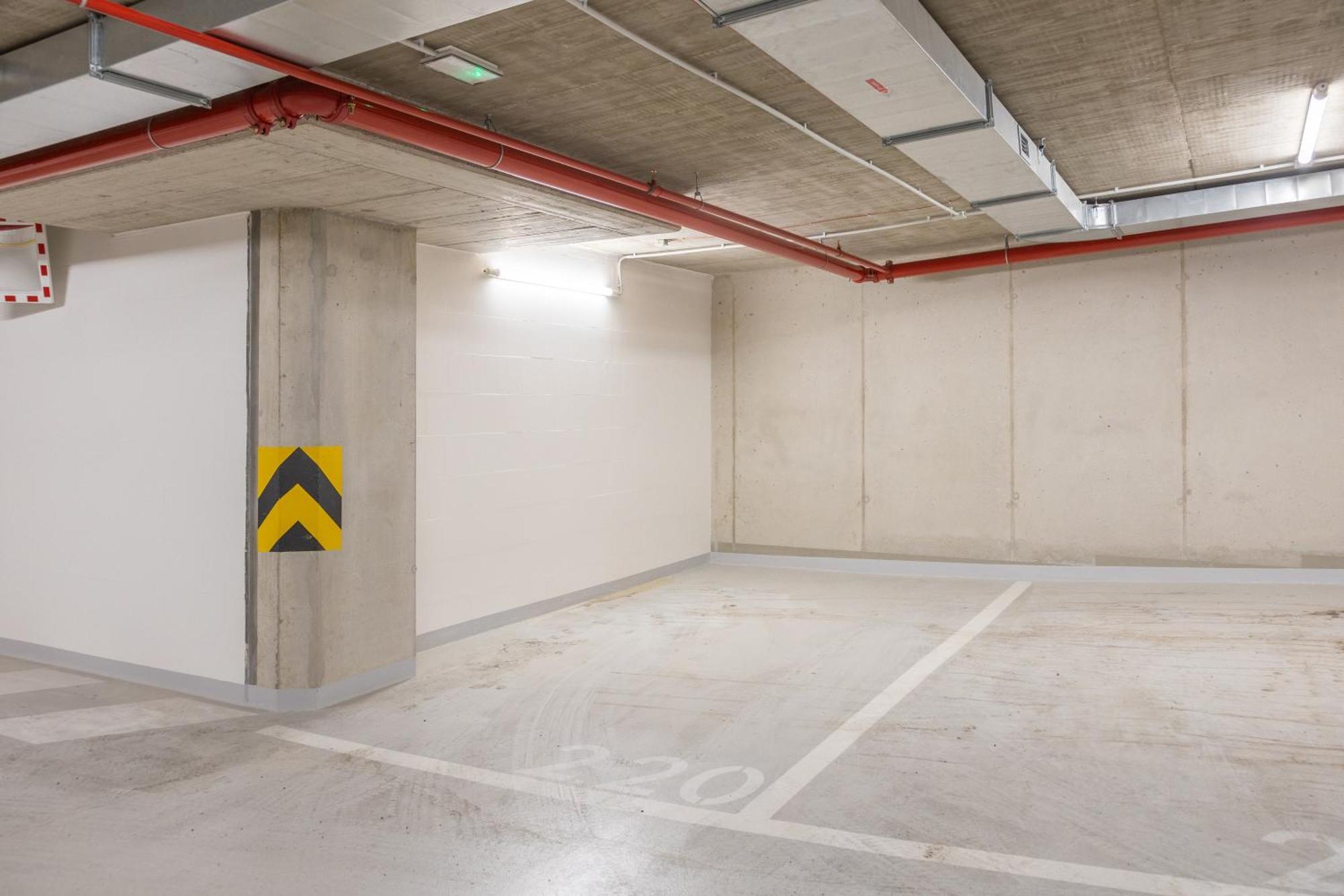 Days - 2bdr - Balcony - Garage Parking - Easy Center Access Apartmán Prague